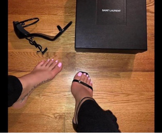 Black sandal